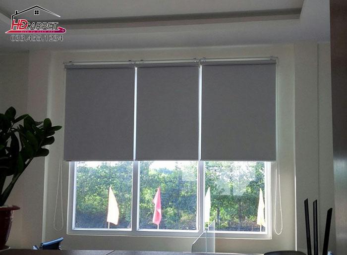 Vì sao nên lựa chọn rèm cuốn cho khu văn phòng